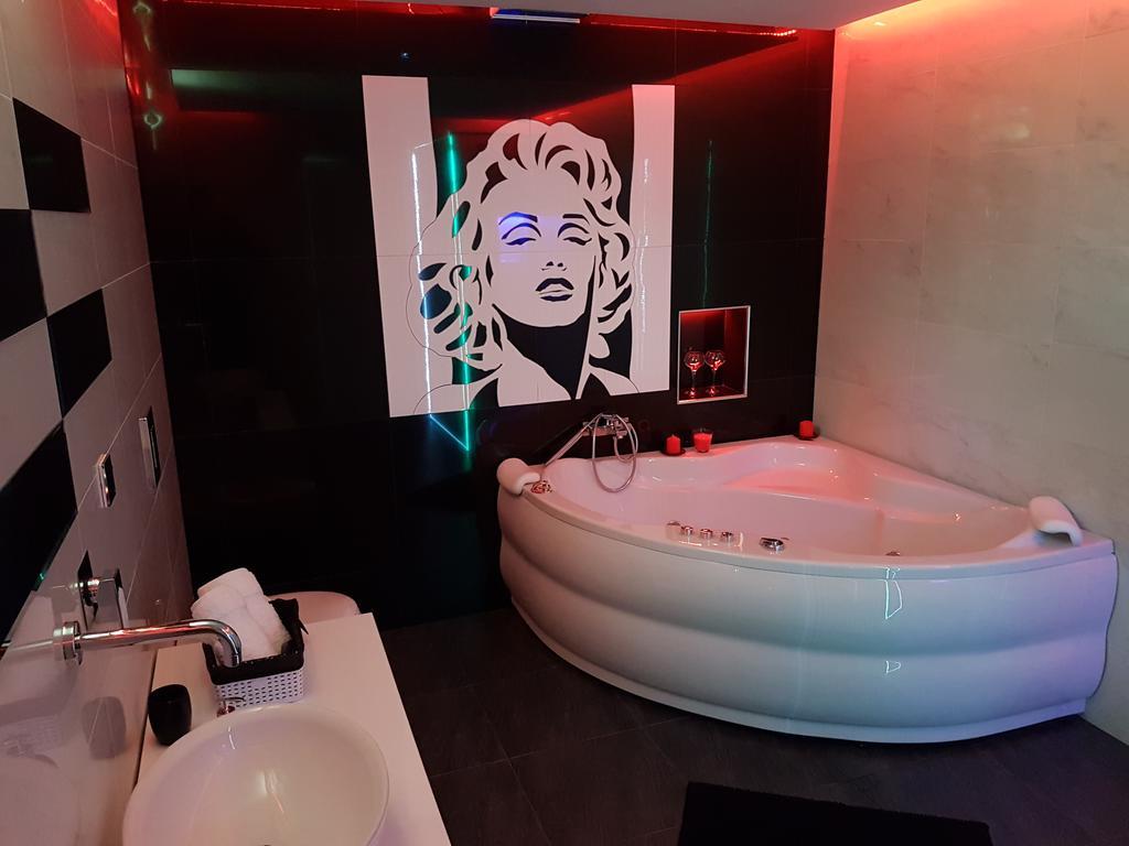 Monroe Apartment Beograd Eksteriør billede